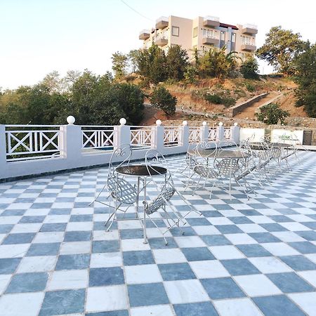 The Sky Imperial Pavoreal Jungle Resort Kumbhalgarh Exterior foto