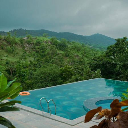The Sky Imperial Pavoreal Jungle Resort Kumbhalgarh Exterior foto