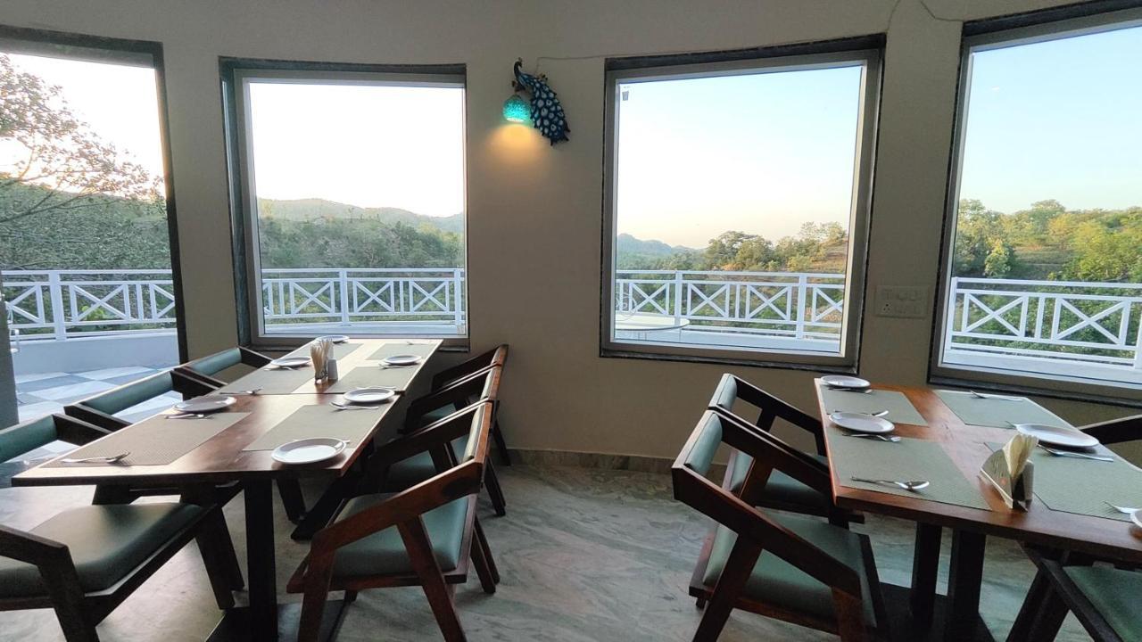 The Sky Imperial Pavoreal Jungle Resort Kumbhalgarh Exterior foto