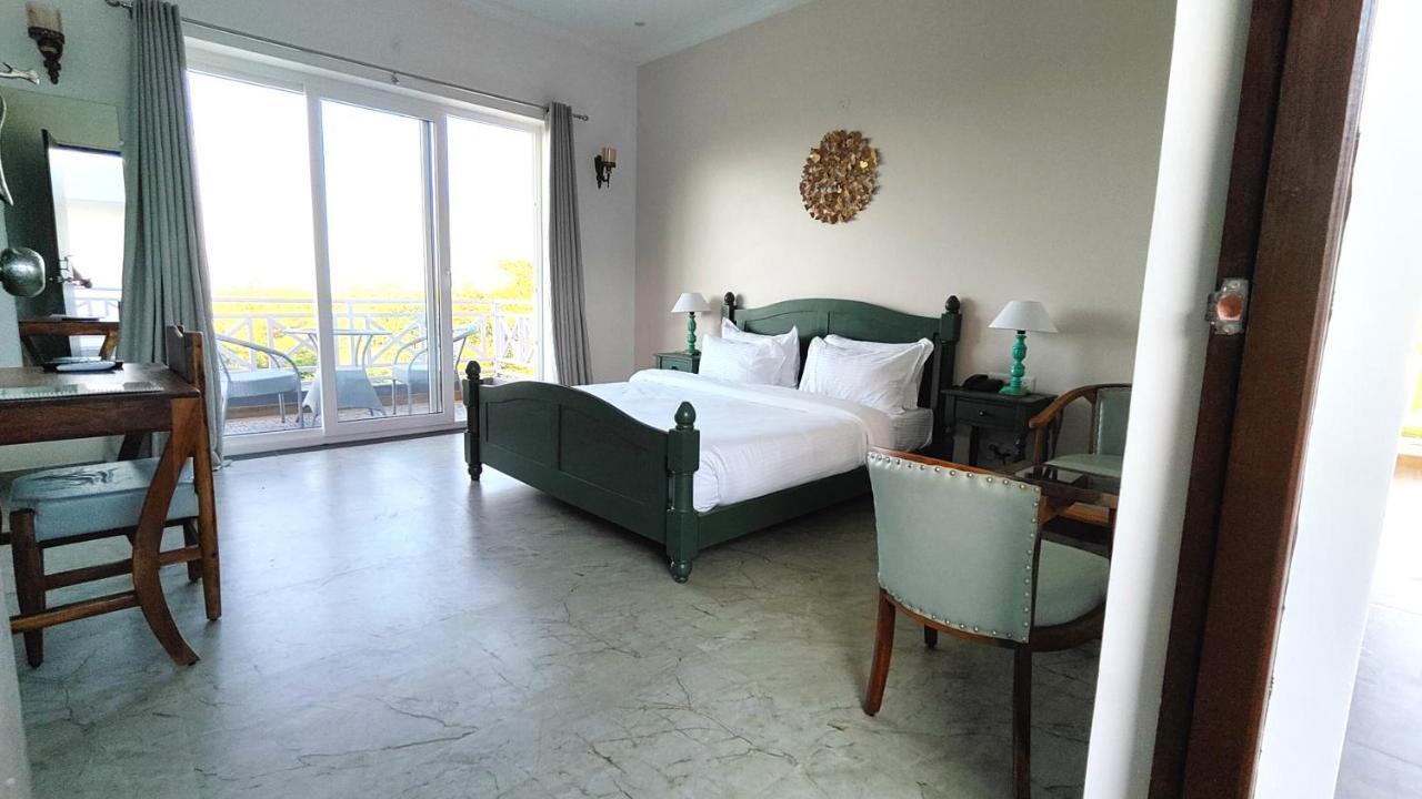 The Sky Imperial Pavoreal Jungle Resort Kumbhalgarh Exterior foto